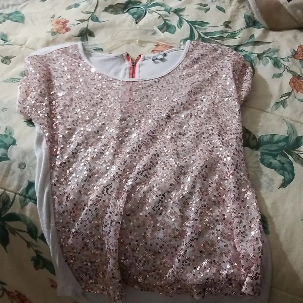 Charlotte Russell shirt small. Lite pinkish Gold sequence - Picture 1 of 4